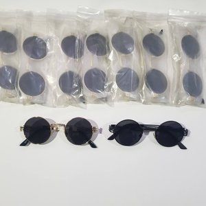 lot of 6 sunglasses ( 5 gold 1 black)